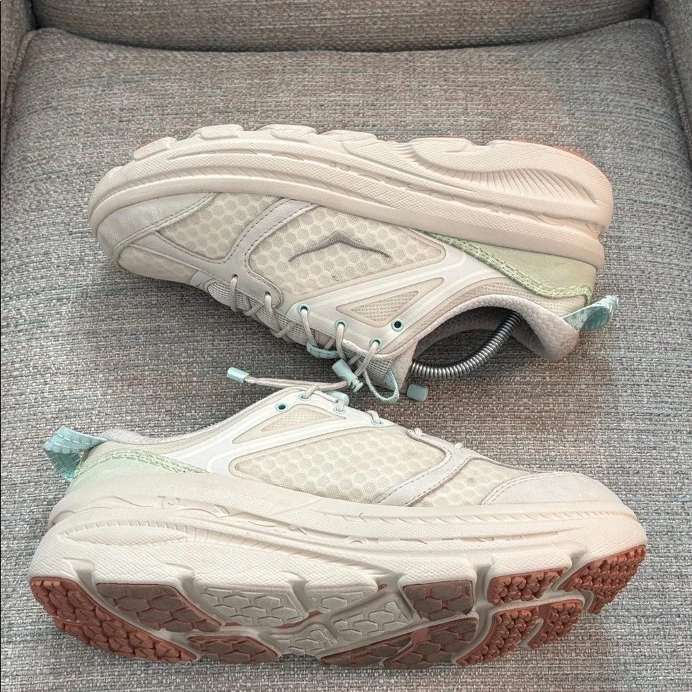 Hoka one bondi
